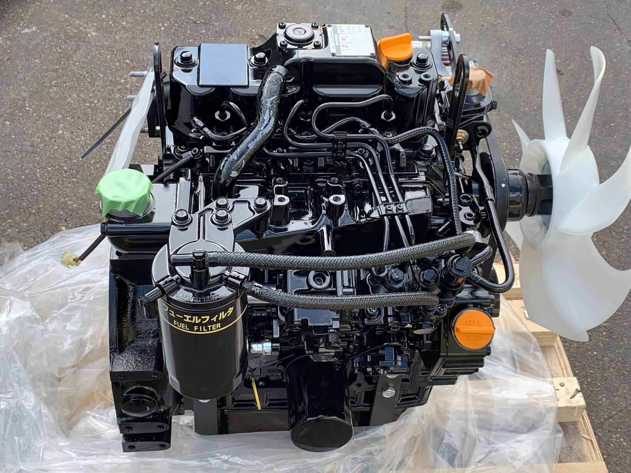 Yanmar 3TNV88 engine for GEHL 303
