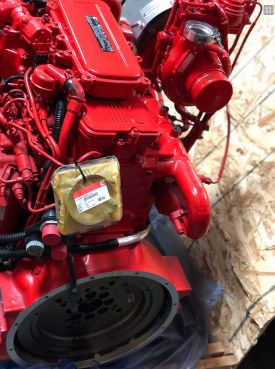 Cummins QSL9 engine