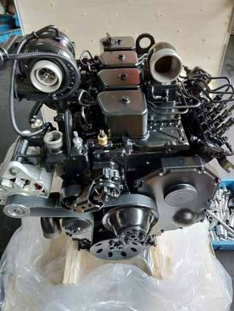 Komatsu SAA4D102 engine