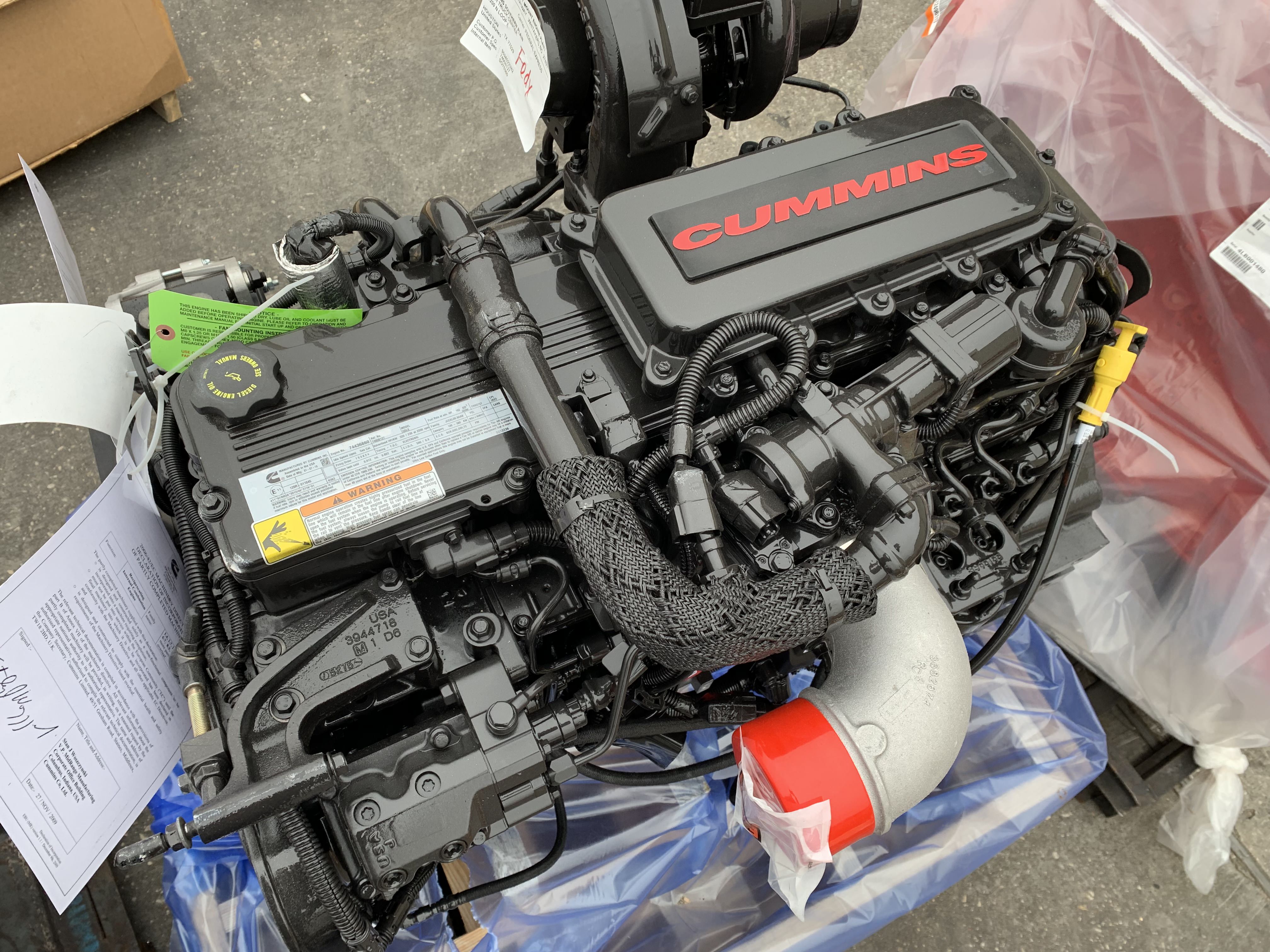 Komatsu SAA6D107E engine for sale