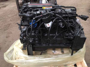 Cummins QSB6.7 engine